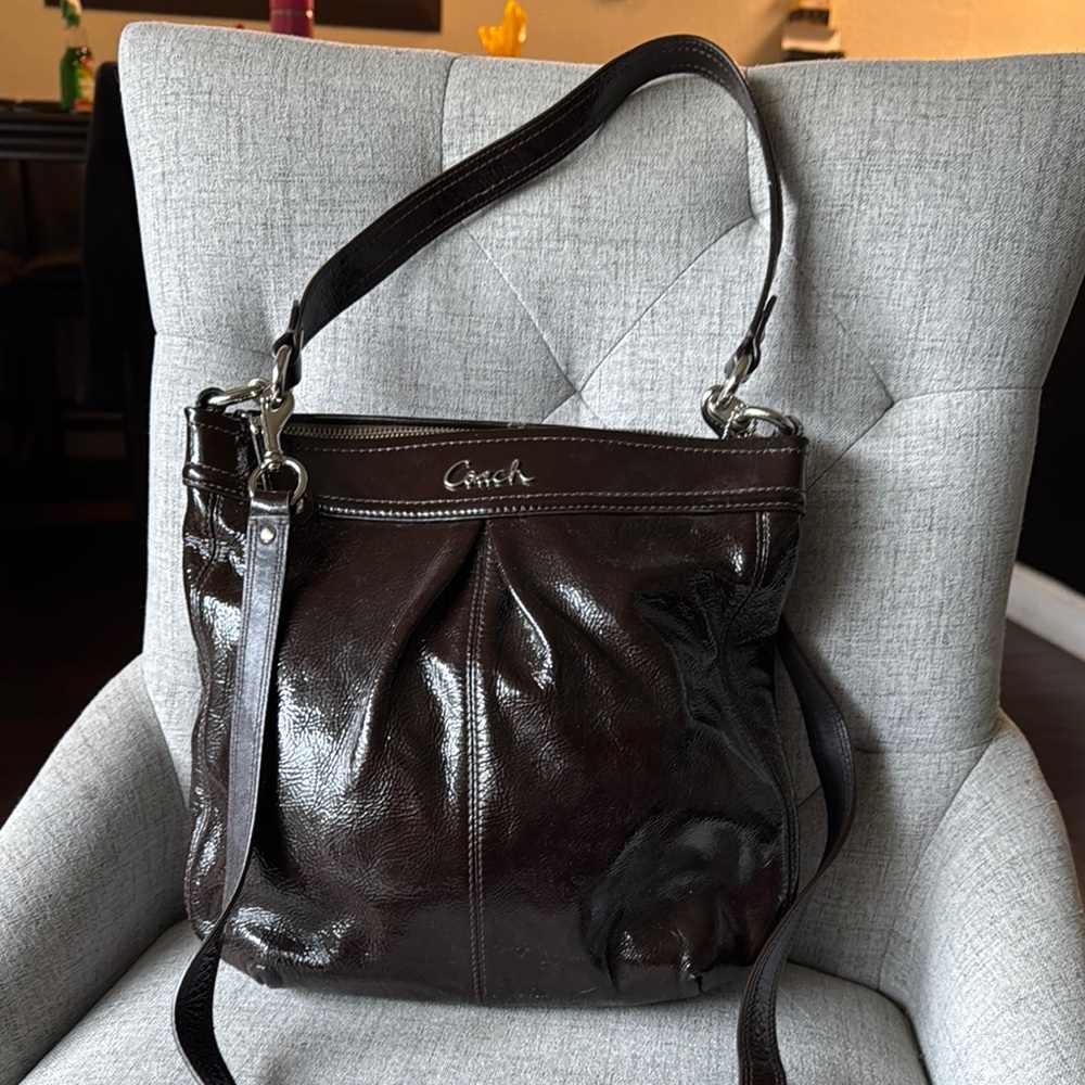 Coach Brown Leather Shoulder Bag with Elegant Slouchy Design